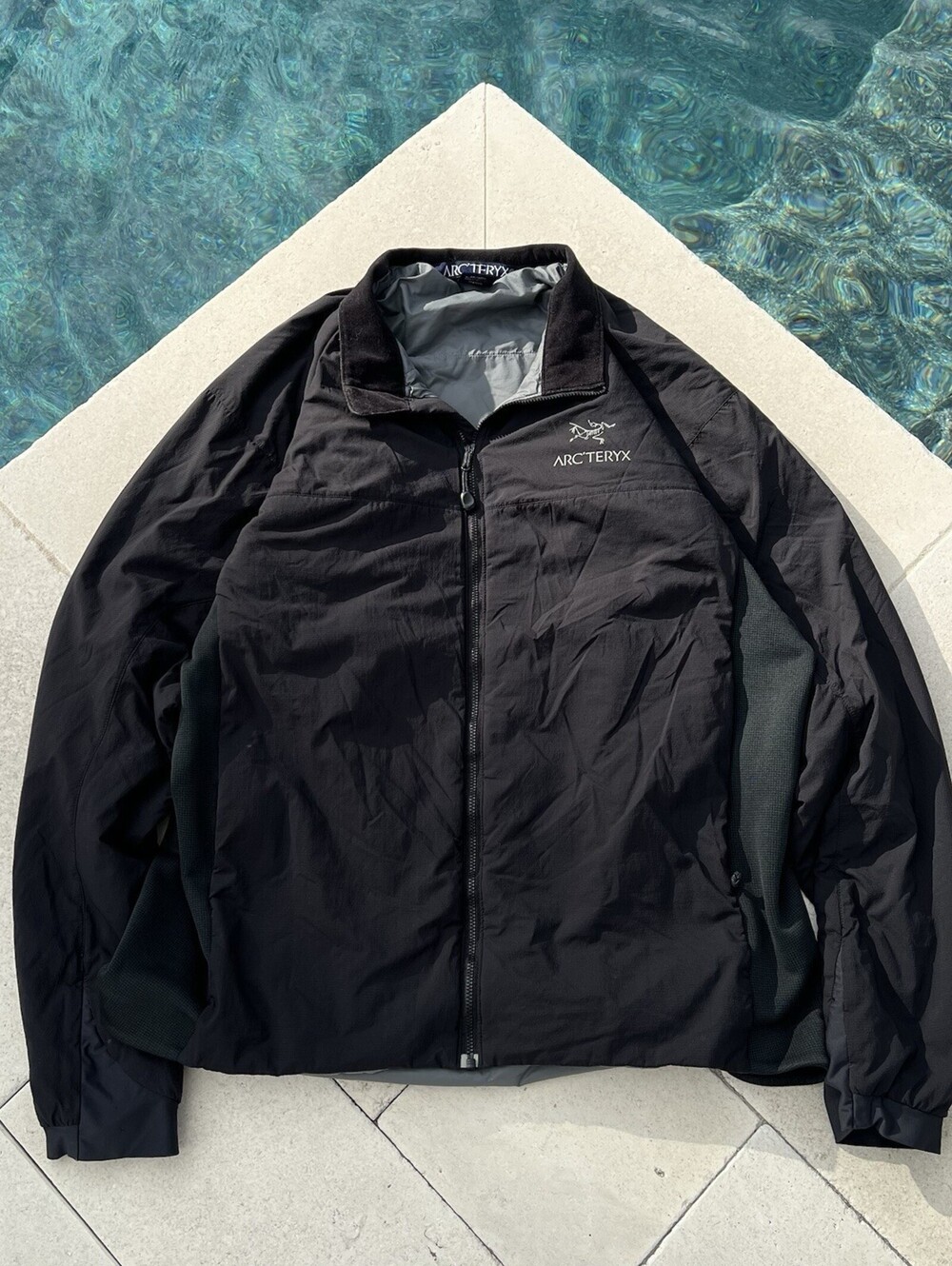 Arc'teryx Mens XL Lightweight Atom Insulated Puff Performance Jacket Winter Zip